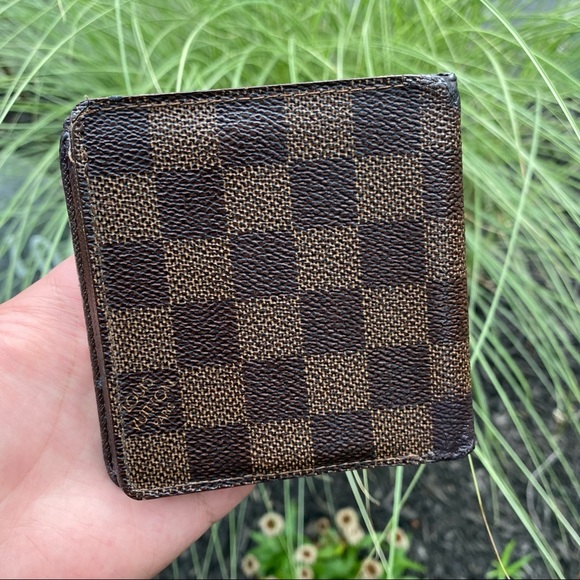 Louis Vuitton Brown Damier Bifold Wallet - Picture 2 of 11